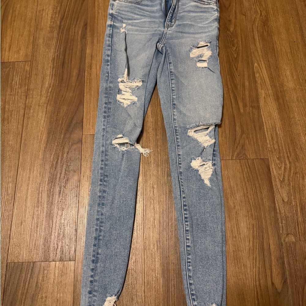 American Eagle Outfitters Light Blue Distressed Skinny Jeans